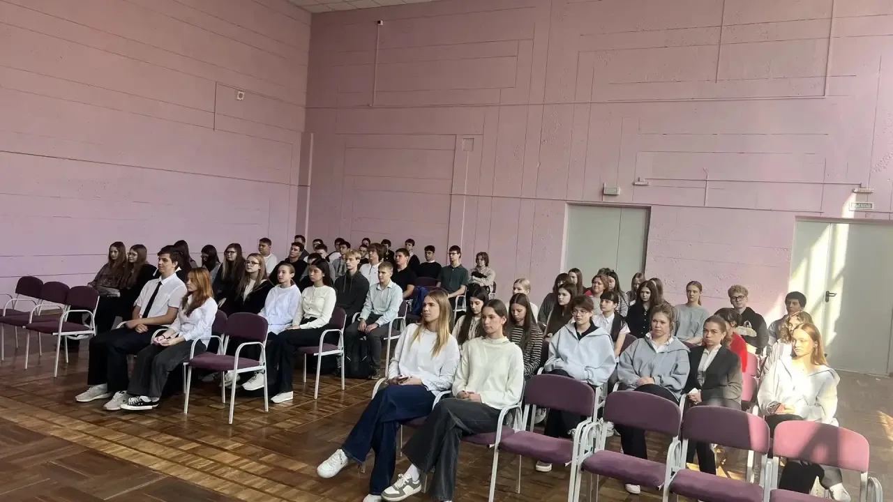 ✅ 8 октября 2026 года учащиеся 10а, 10б и  11а классов МБОУ "Школа 6" в рамках профорие...