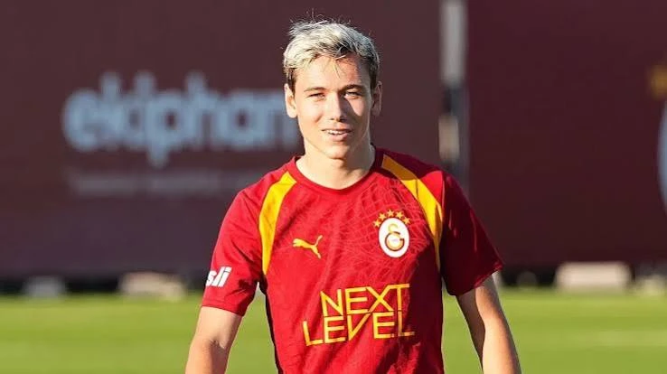 Barca Universal: «Барселона» отправила неофициальный запрос по Батракову перед матчем с...