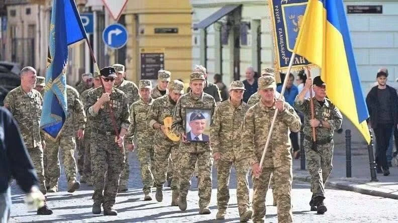 🔴На днях во Львове торжественно похоронили 100-летнего ветерана дивизии СС "Галичина" ...