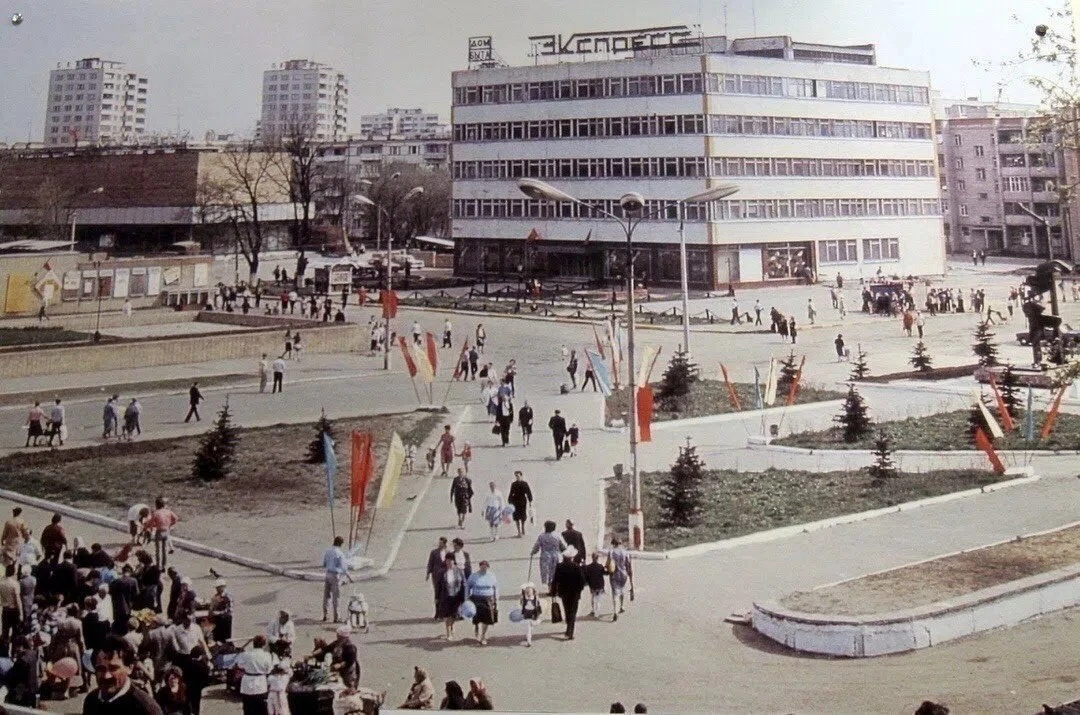 Привокзальная площадь