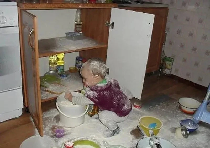 Бабушкин главный помощник на кухне 😄❤️
