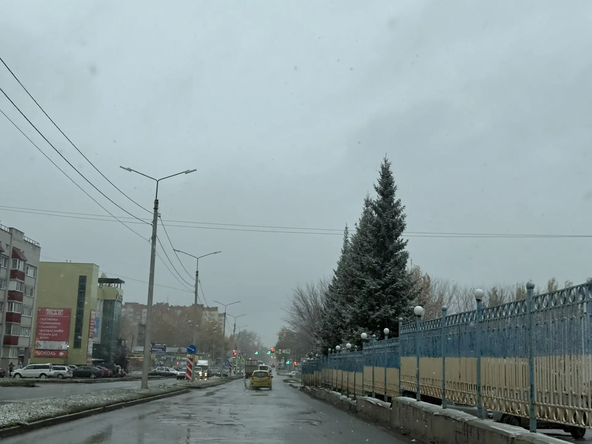 А снег ❄️ идет