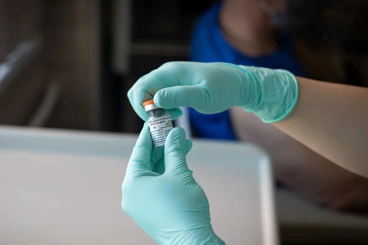 💉 Персонализированную вакцину от рака кишечника включат в ОМС в 2027 году