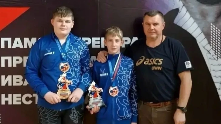 «Золото» и «бронзу» завоевали нижегородские борцы 🏆