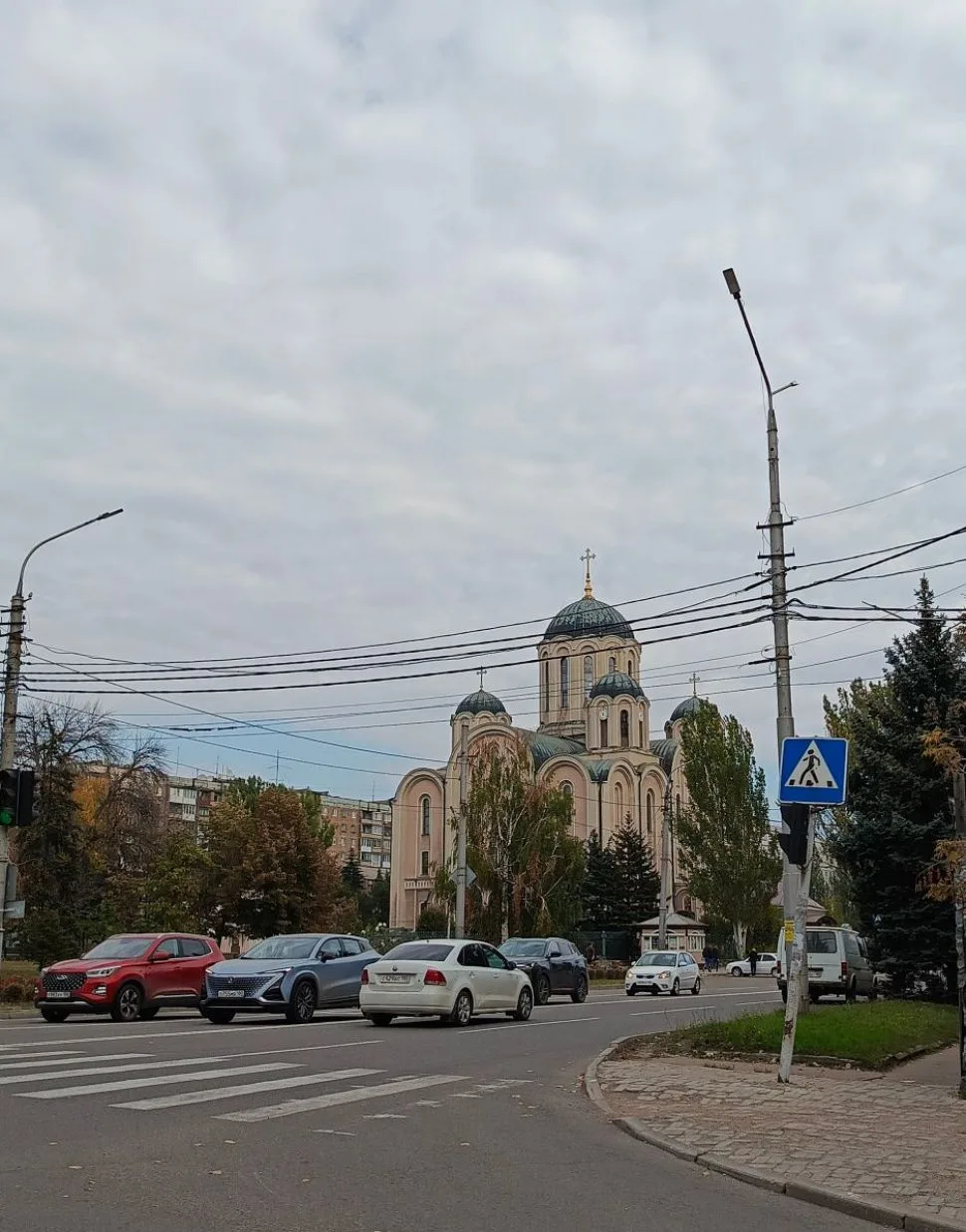 Какой красивый храм.