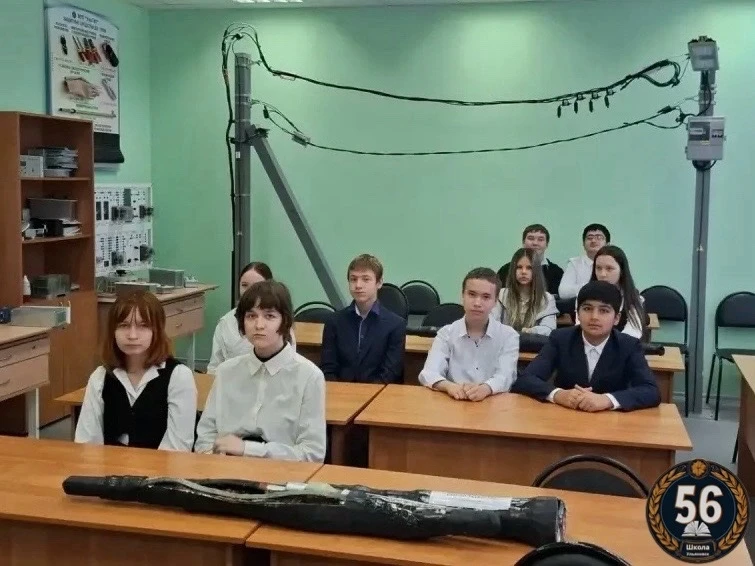13 октября учащиеся 8 В класса посетили УлГТУ в рамках проектов «Билет в будущее»  и «Н...