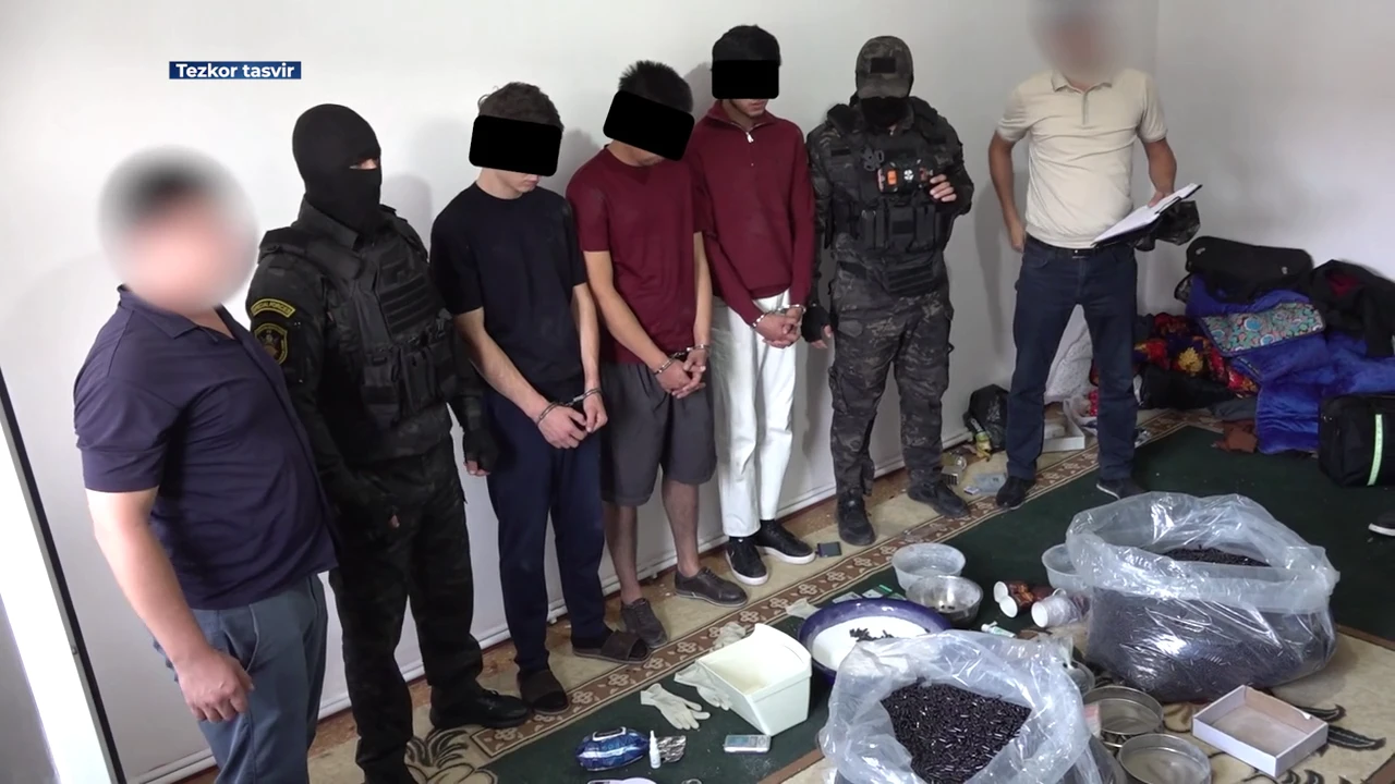 В Гулистане обнаружили нарколабораторию.