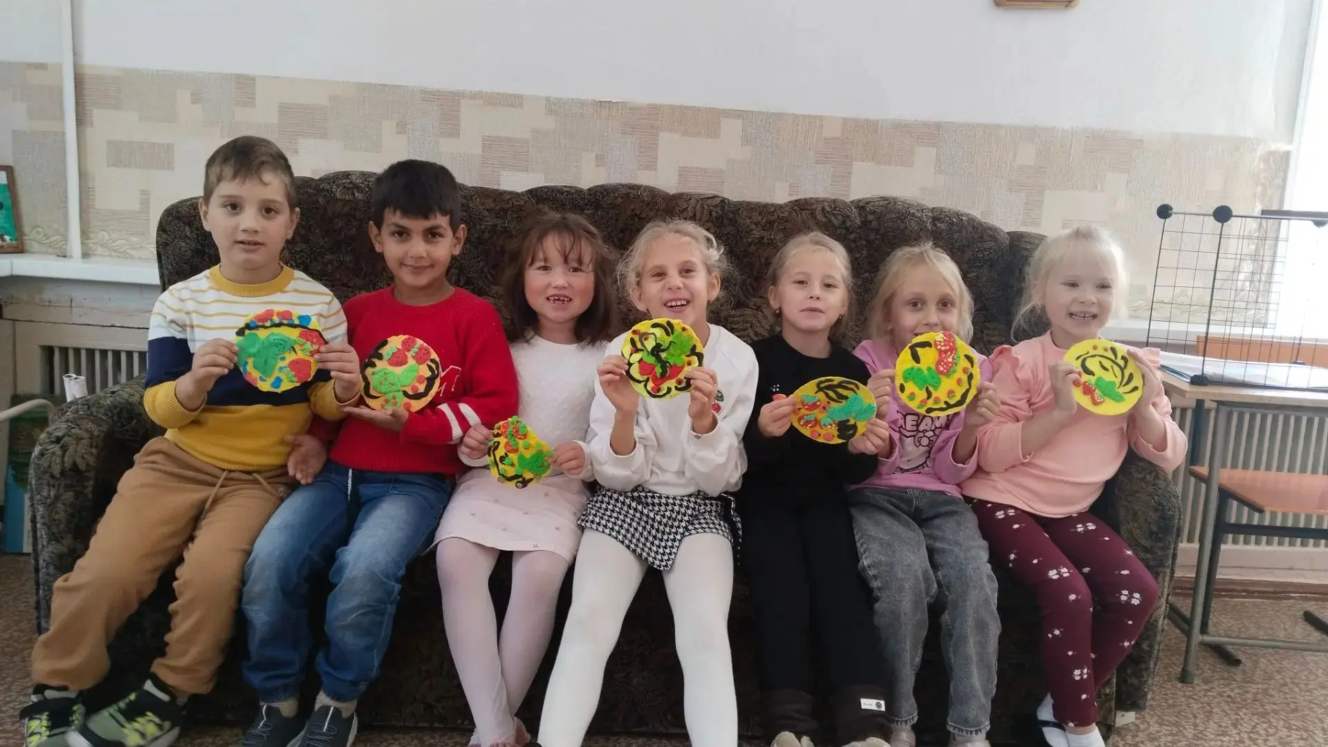 📆13 октября отмечается Всемирный день Хохломы.