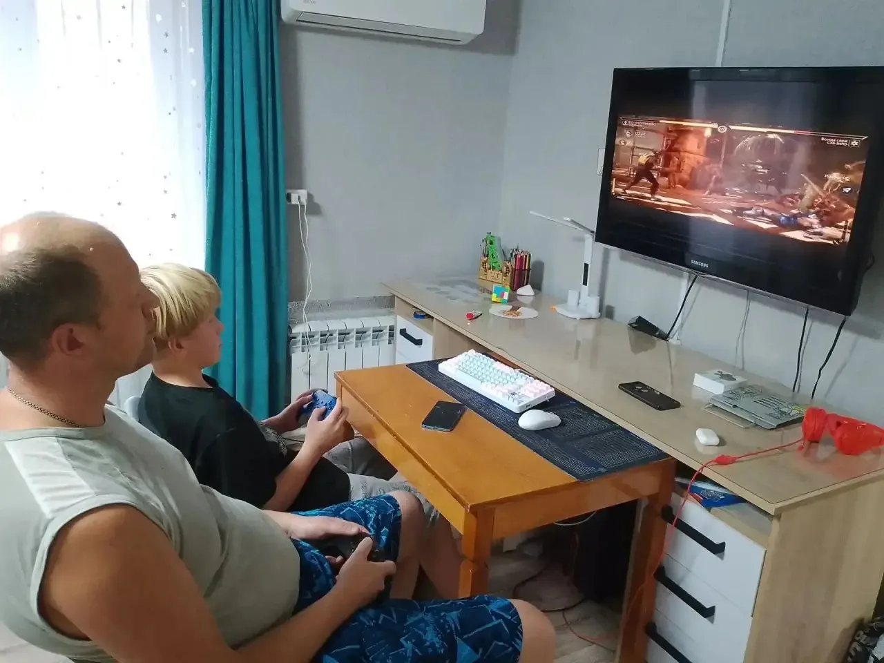 Роль отца в жизни каждого ребенка огромна, ведь именно он часто открывает для нас мир н...