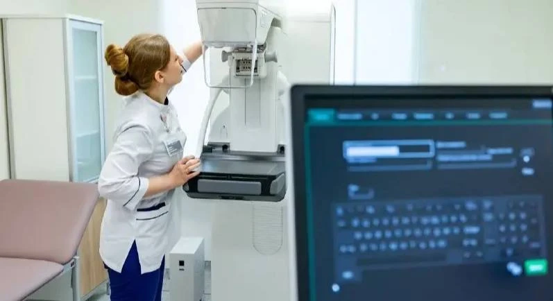 🏥 Диагностику рака груди теперь проводят в Сколково