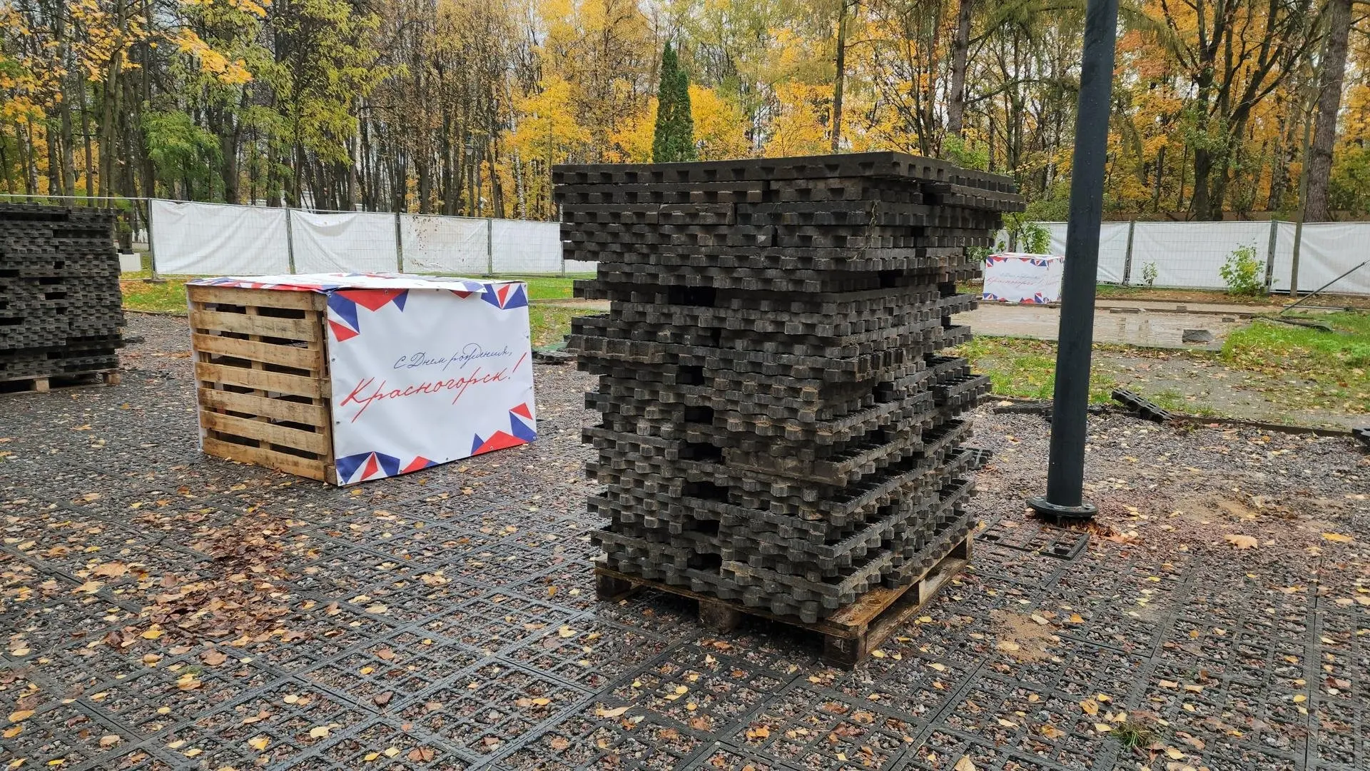 В Красногорске начали строить самое высокое в Подмосковье колесо обозрения — его высота...