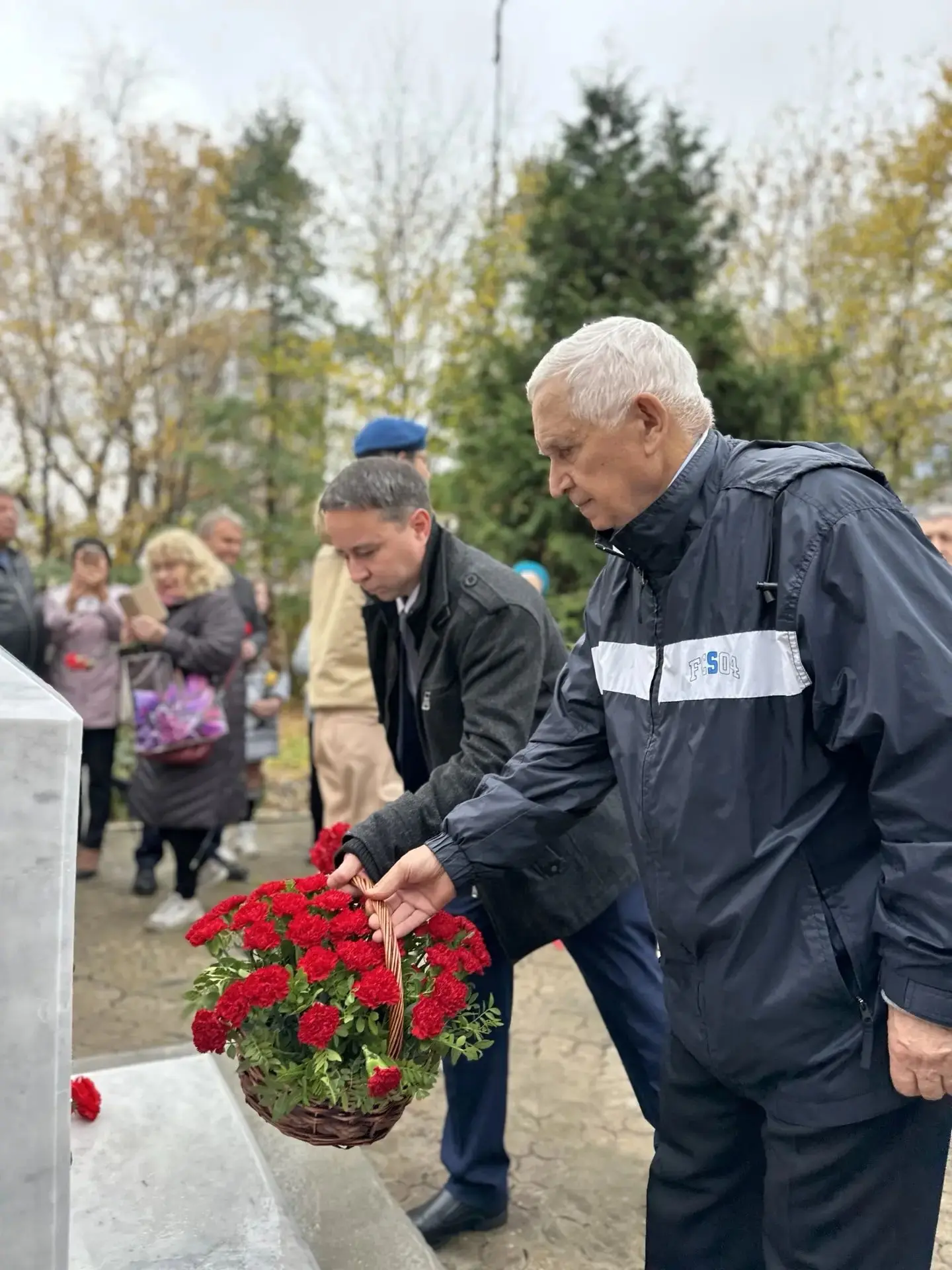🕯 В Бескудниковском районе открыли обновлённый Памятный крест