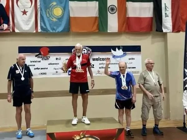 🏆 Тренер из района Марьина Роща взял три медали