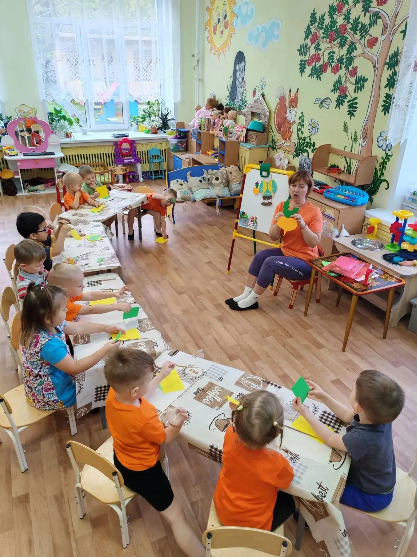 Обрывная аппликация — это увлекательная и безопасная для малышей техника работы с бумаг...