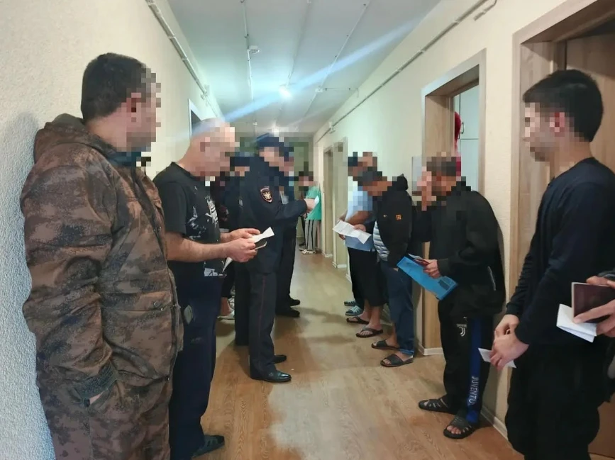29 административных протоколов составили сотрудники Западного линейного управления МВД ...