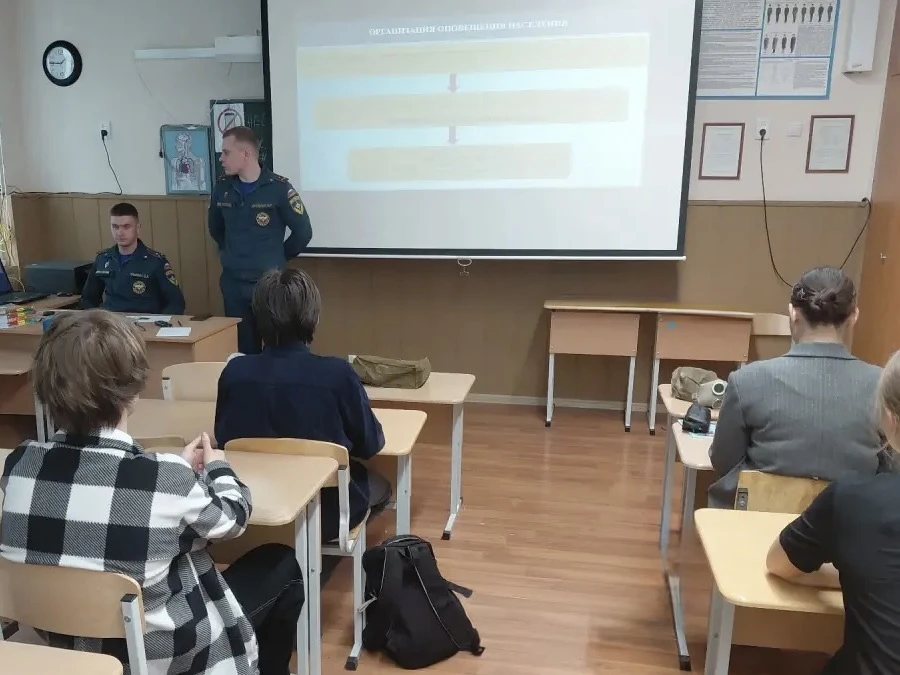 В Гимназии № 8 прошли открытые уроки по гражданской обороне 👥