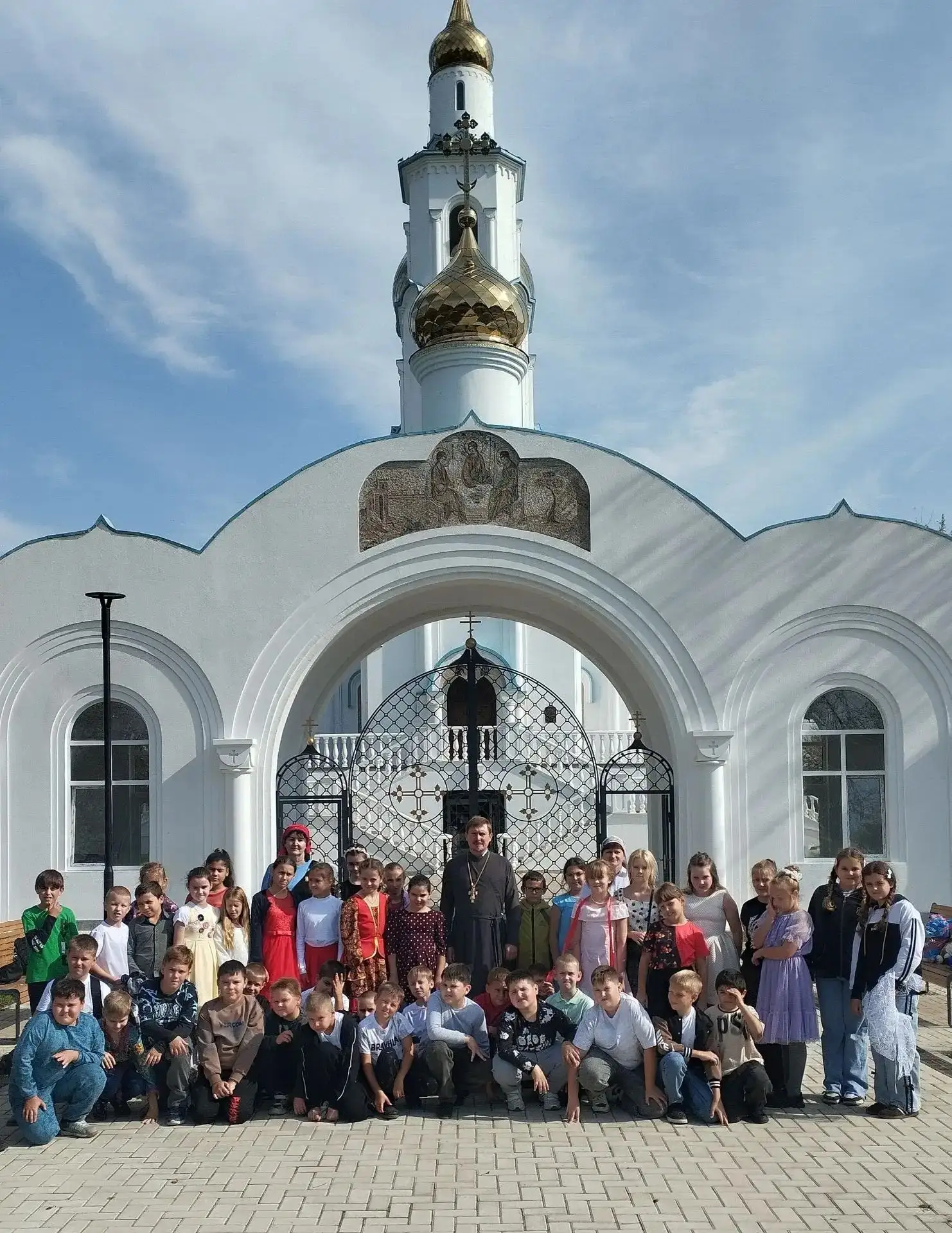 ✨ Под Покровом Пресвятой Богородицы: духовная экскурсия 4-х классов!