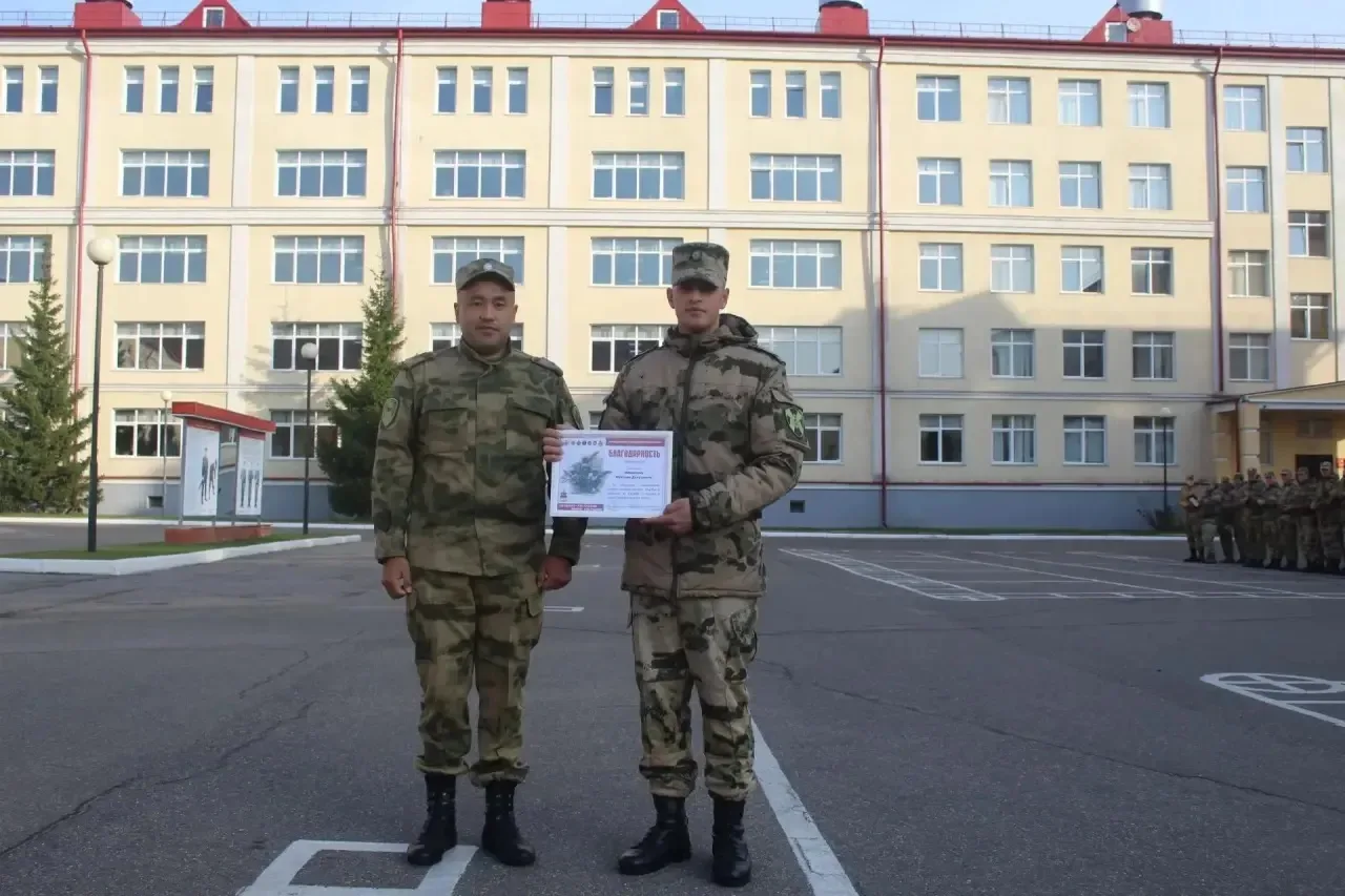 В войсковой части 6771 прошло торжественное награждение личного состава по итогам служе...