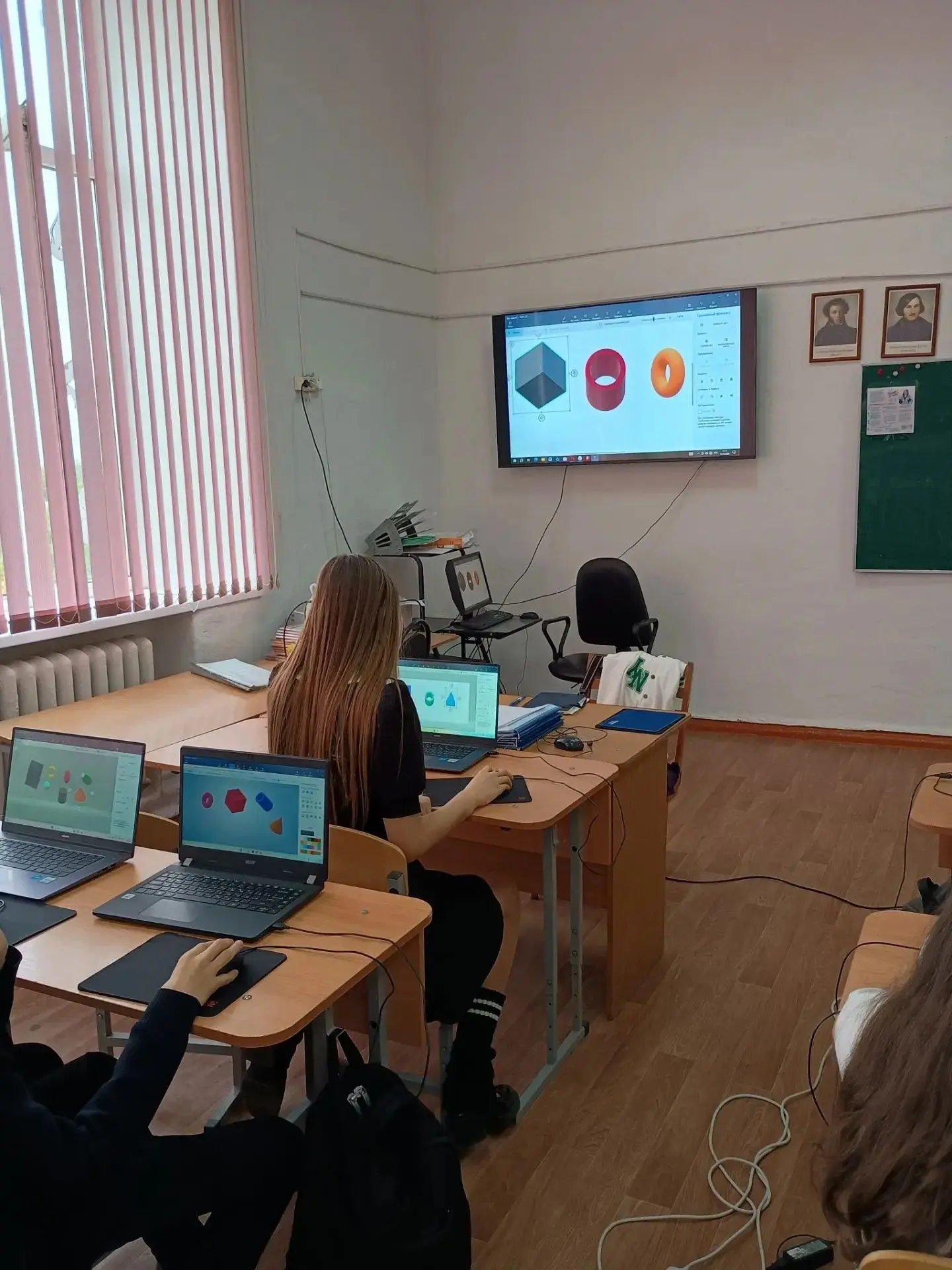🚀 Хайтек: от идеи до 3D-модели!