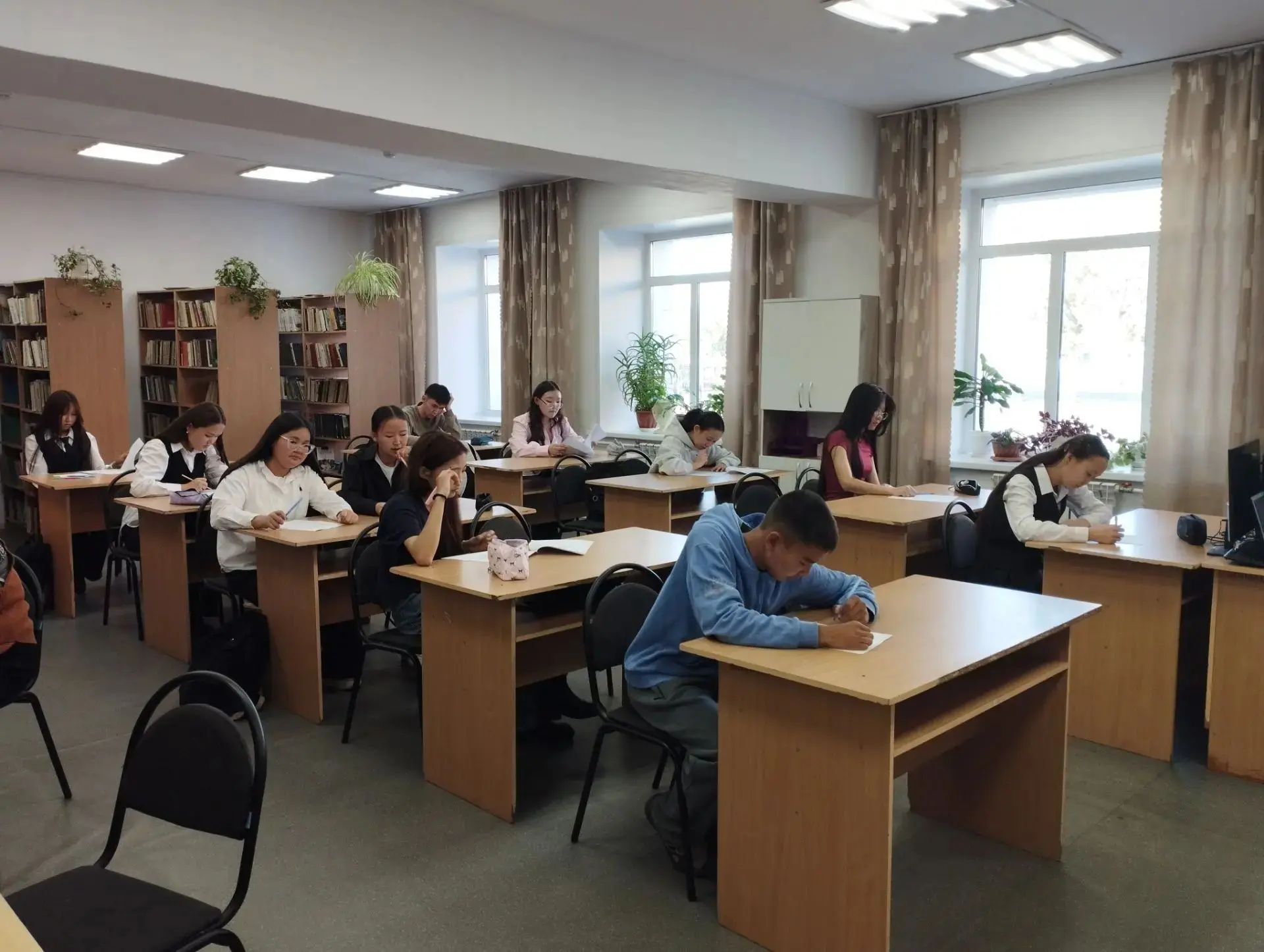 В школах Ак-Довурака проходит школьный этап Всероссийской олимпиады школьников по праву