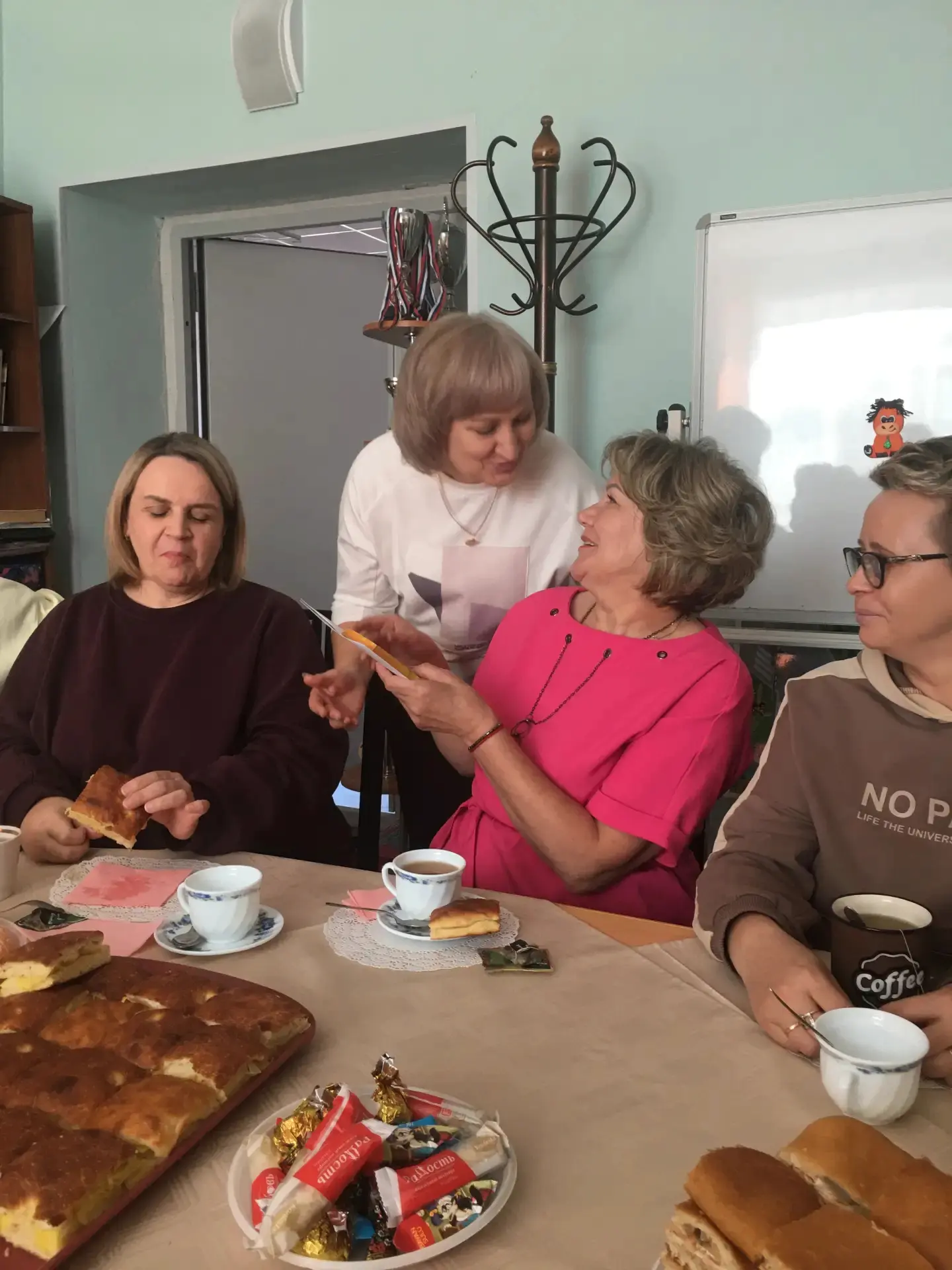 🍁От лица всего коллектива ГКУСО СО «СРЦН Сухоложского района» поздравляем наших уважае...