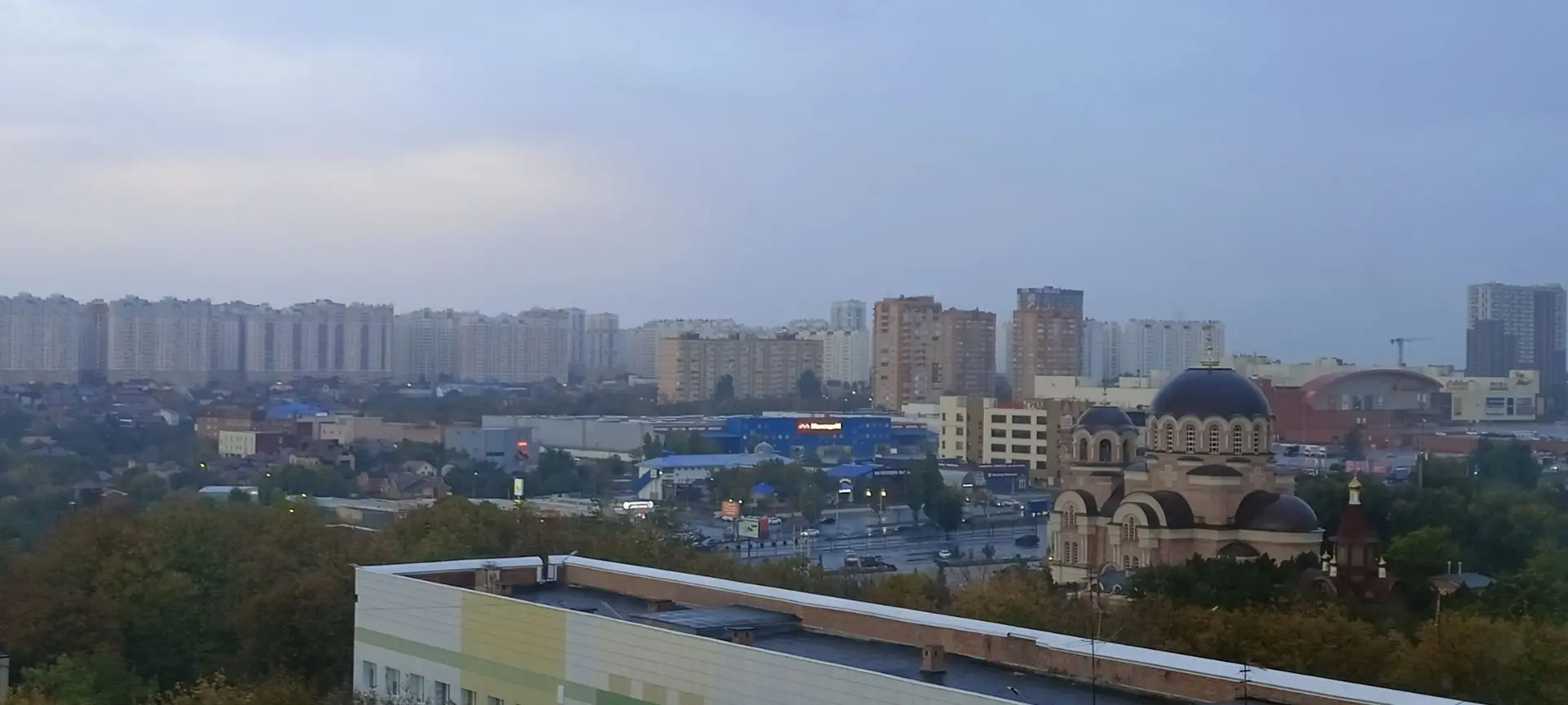 Моё сегодняшнее раннее утро. Пусть оно будет  добрым и благополучным!🫠