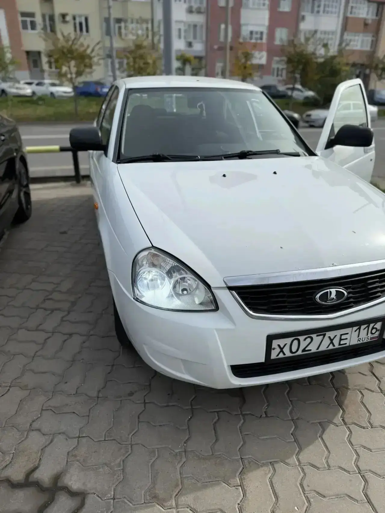 LADA PRIORA 2