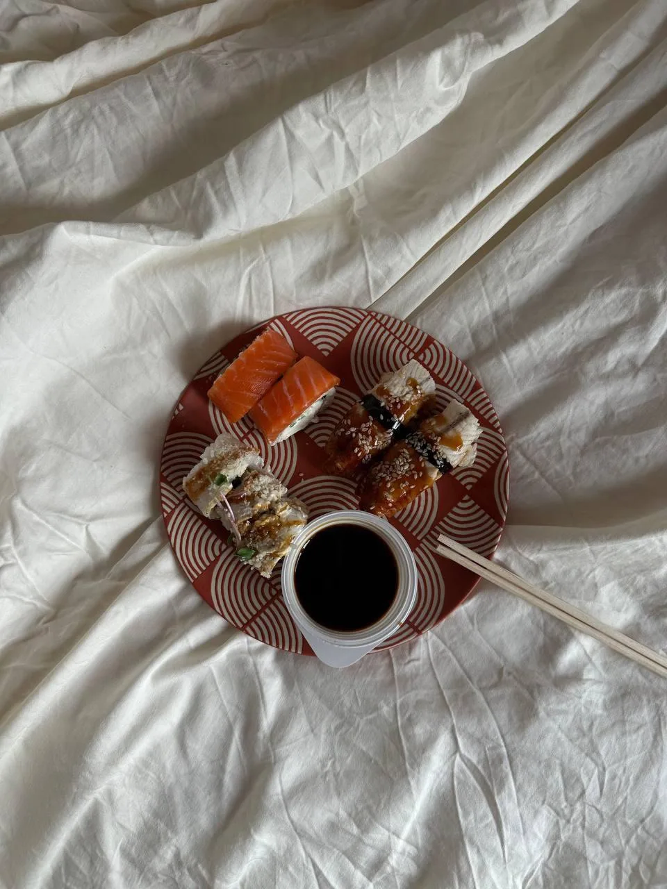 Друзья, это мог бы быть ваш вкусный ужин, но вы еще не знаете, что в Каратэ Суши появил...