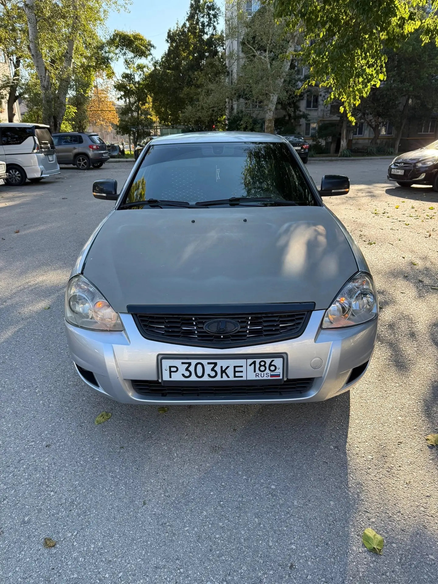 Приора 1, комплектация люкс, все рабочее, два владельца по ПТС, 270000 пробега. По всем...