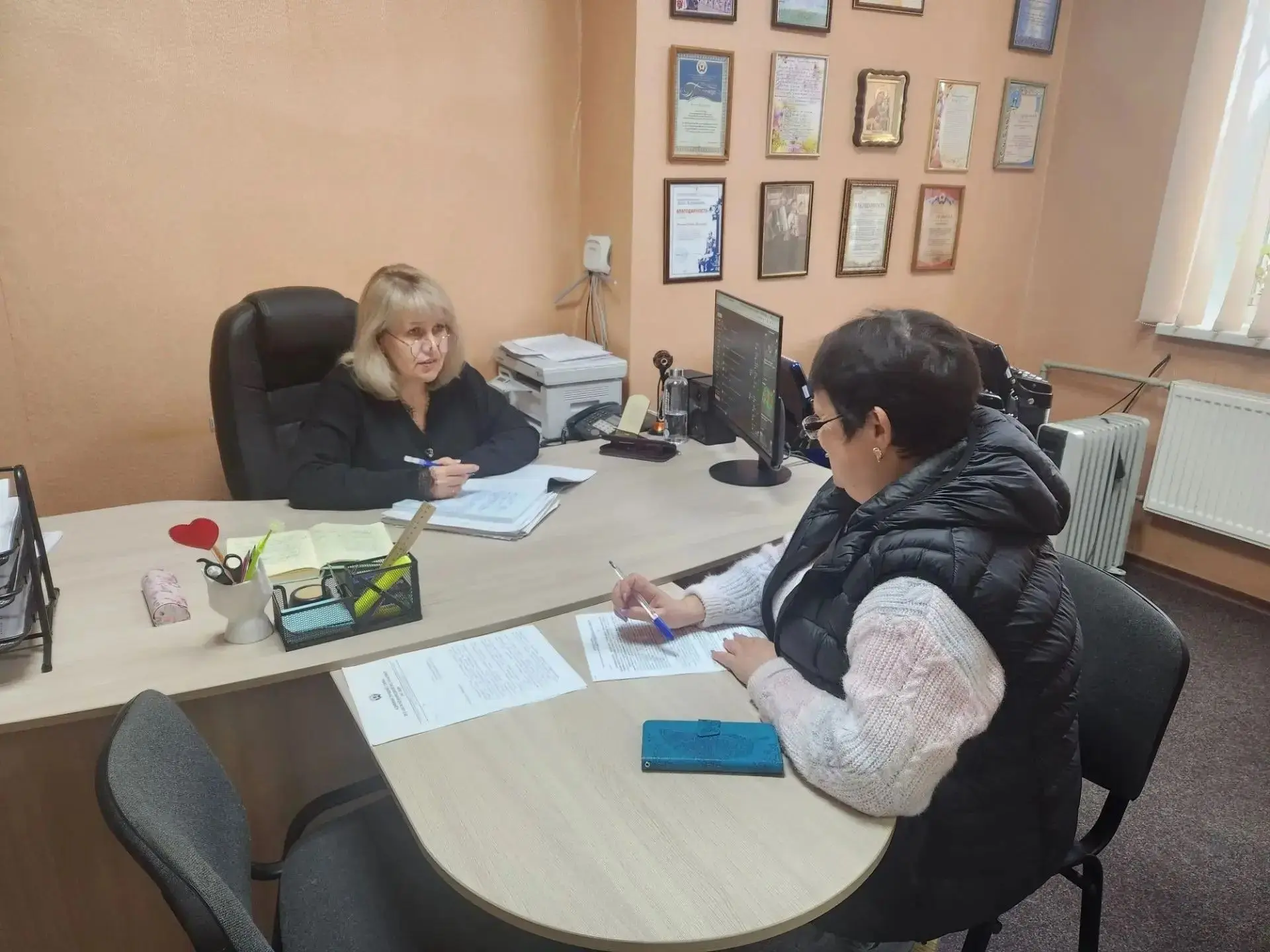 Депутат Совета городского округа города Брянка от ВПП «Единая Россия» Галина Мишина про...