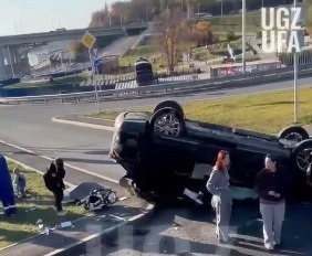 В массовой аварии в Уфе пострадали шесть детей.