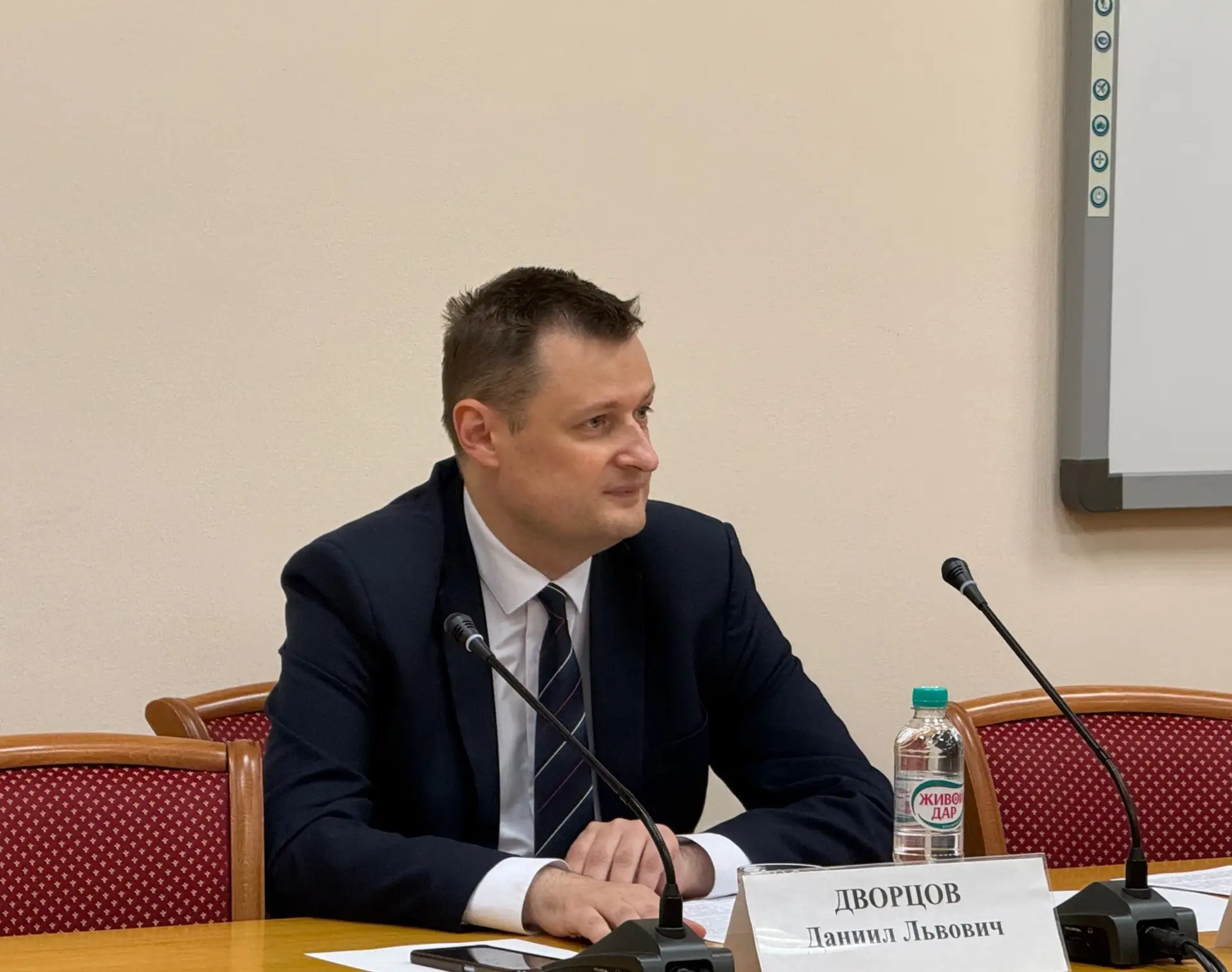 Состоялось заседание экспертной комиссии по присуждению литературной премии Губернатора...