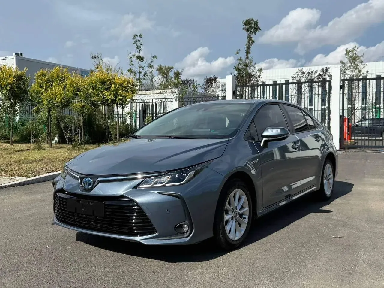 Доступен к заказу —> Toyota Corolla Hybrid 1.8L E-CVT Elite Edition