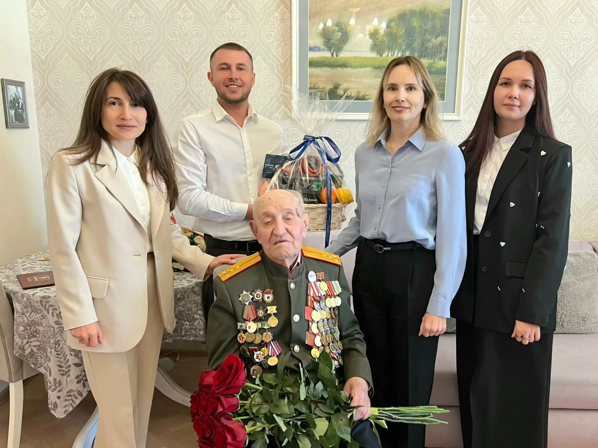 Руководитель Управления Федерального казначейства по Волгоградской области поздравил ве...