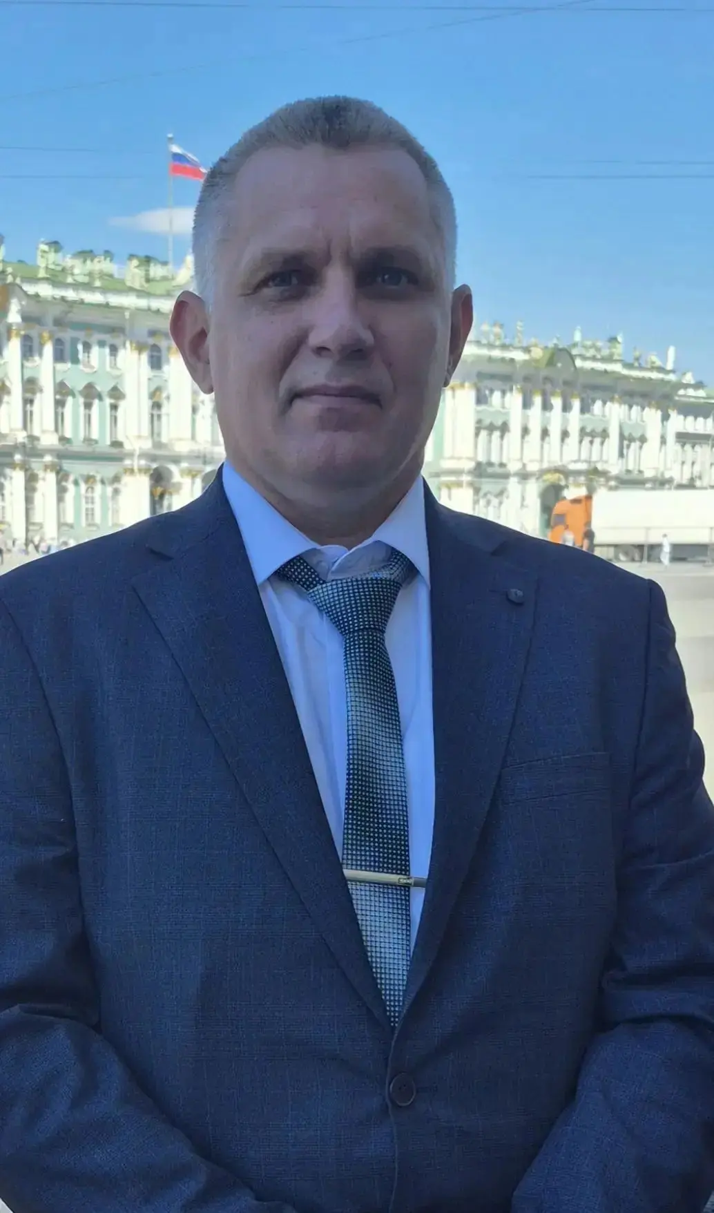 Наш папа  Антонов Андрей Викторович.