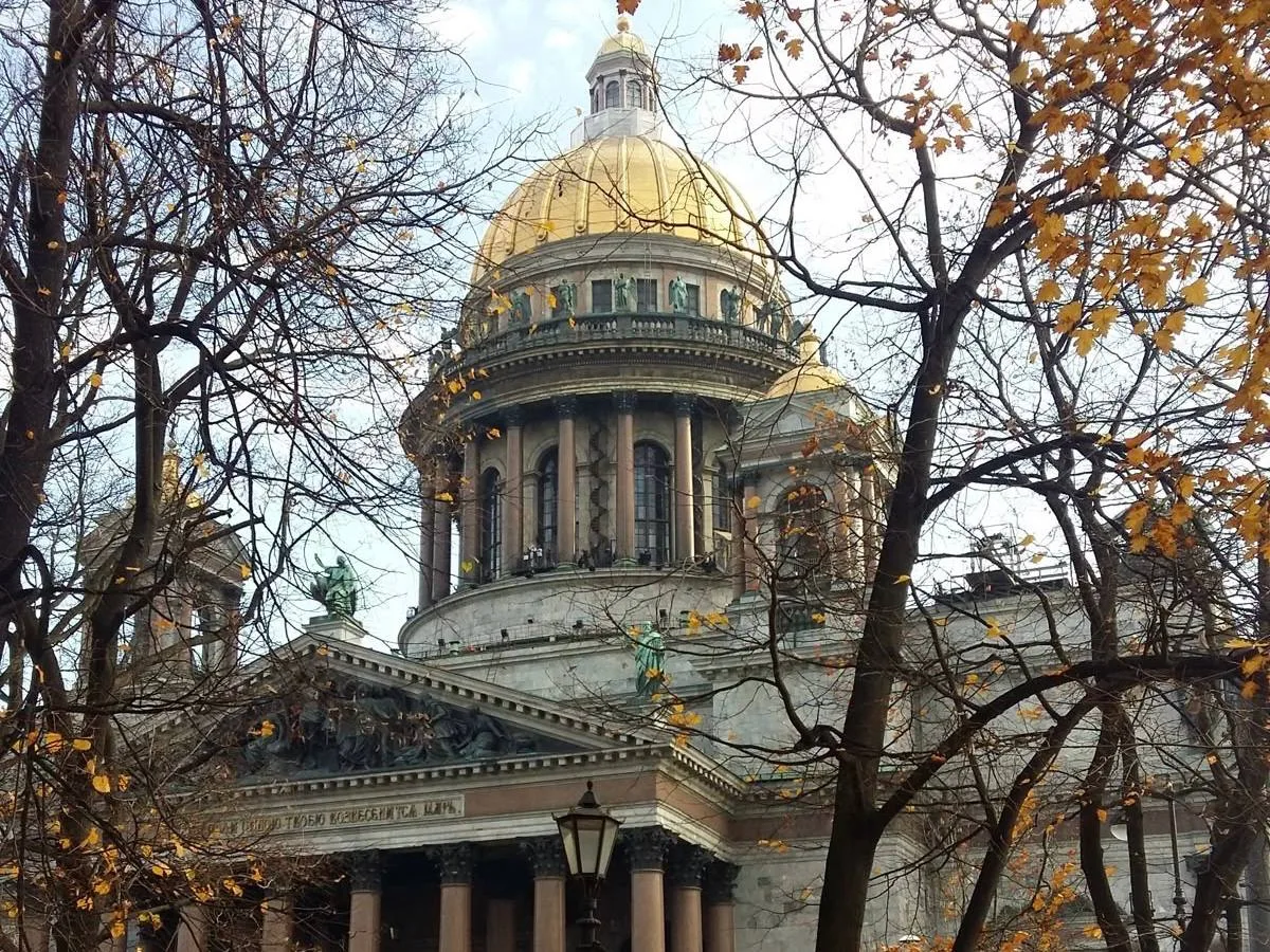 🌤 Доброе утро, Петербург!