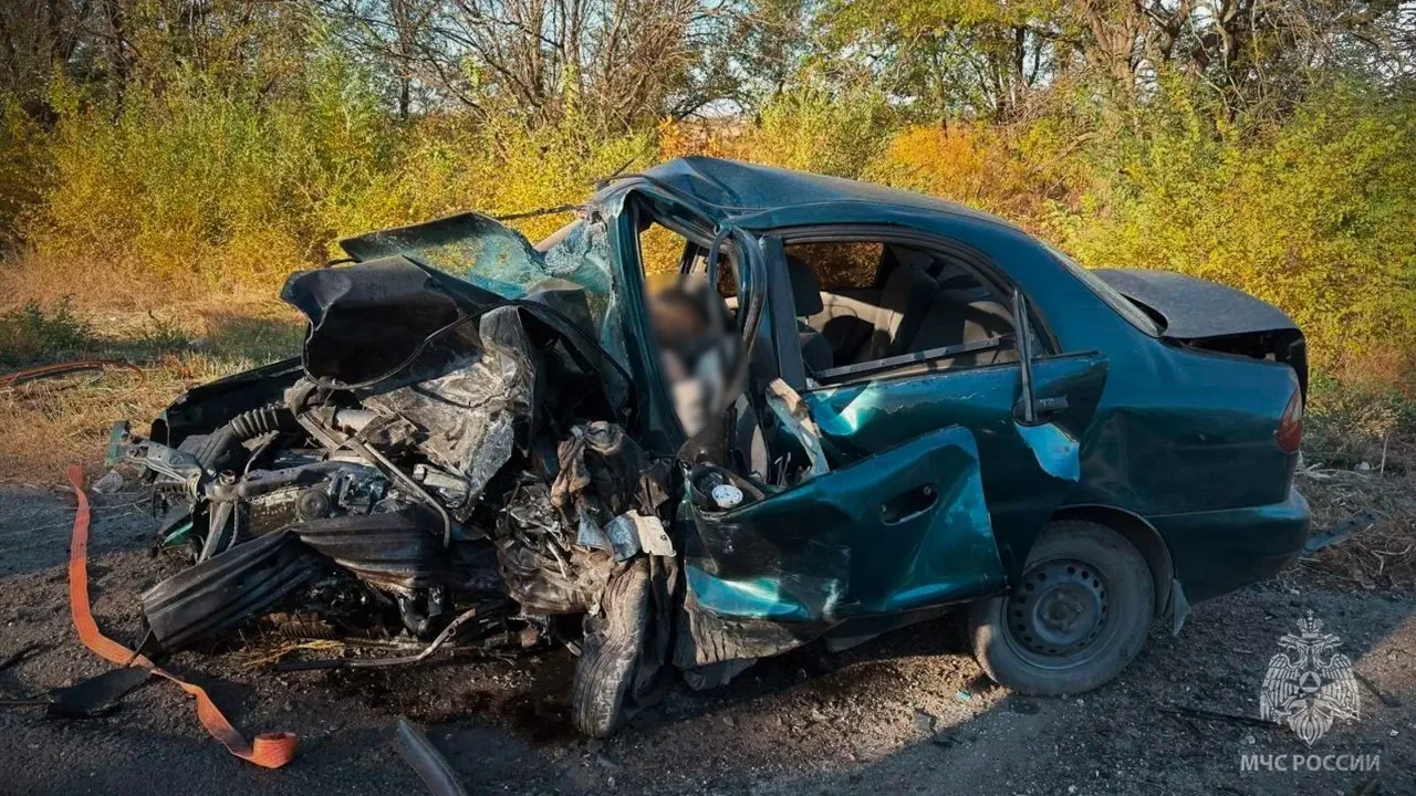 В районе Луганского аэропорта произошло смертельное ДТП. По данным ГАИ, 41-летний водит...