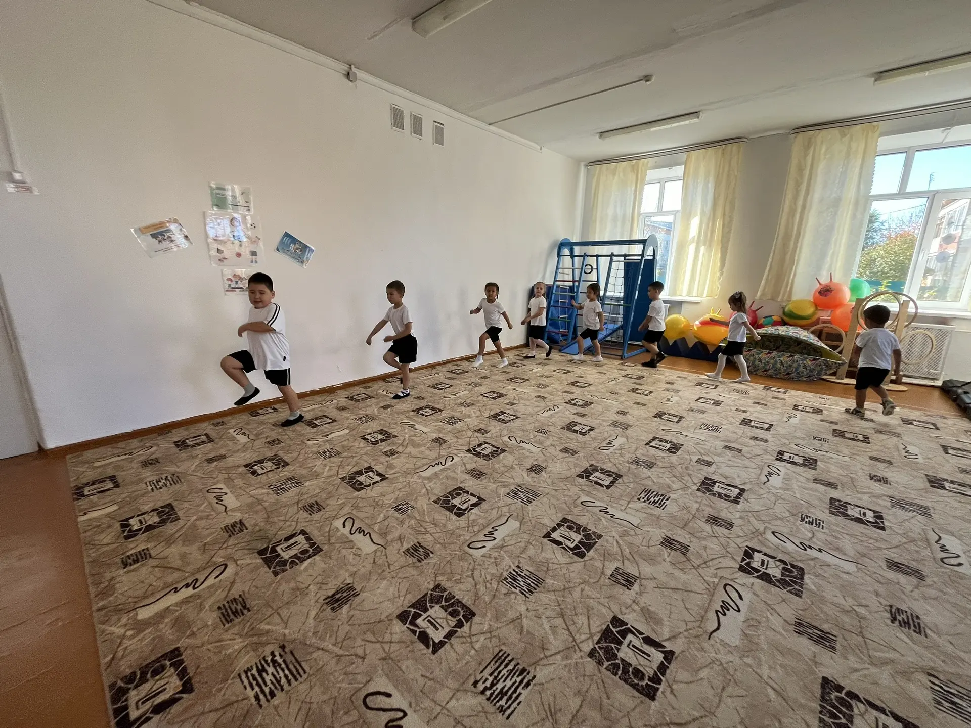 Физическая культура в старшей группе