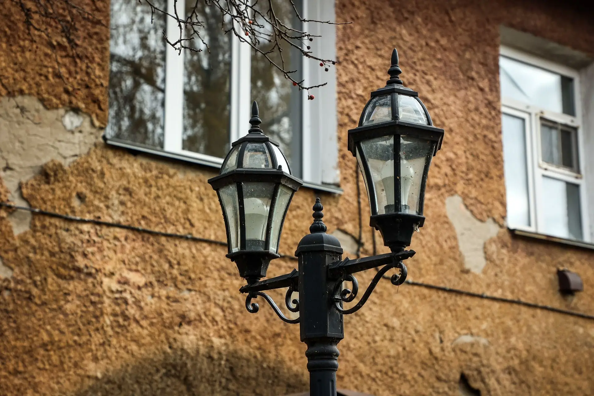 Строили своими силами: ходим по соцгородку Чкаловского завода на Приисковой