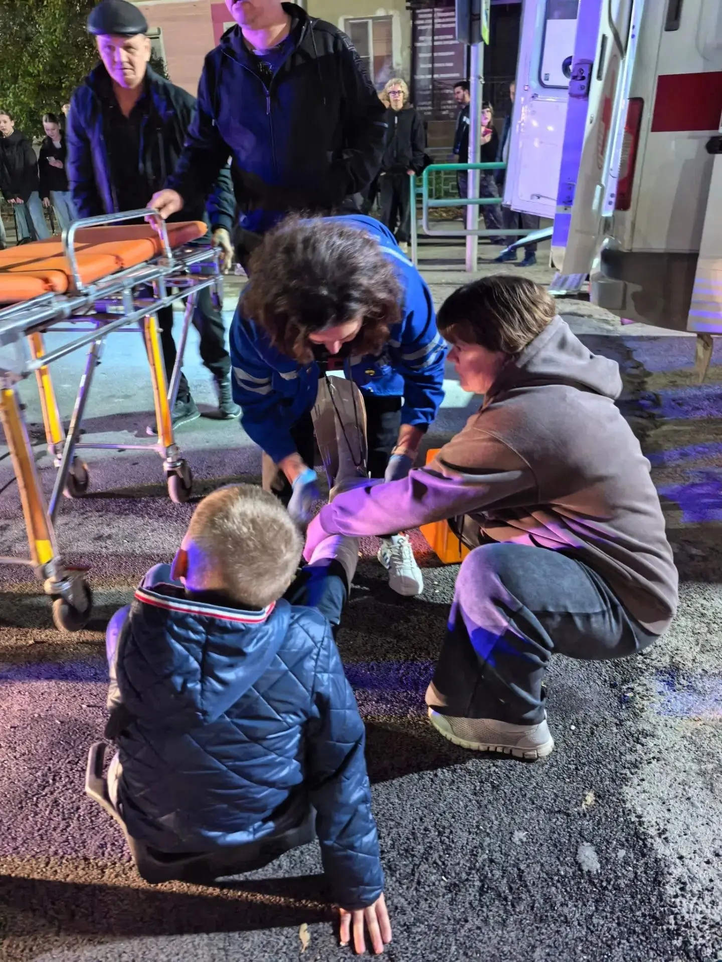 В Карталах 15-летний подросток на питбайке сбил школьника на пешеходном переходе и сбежал