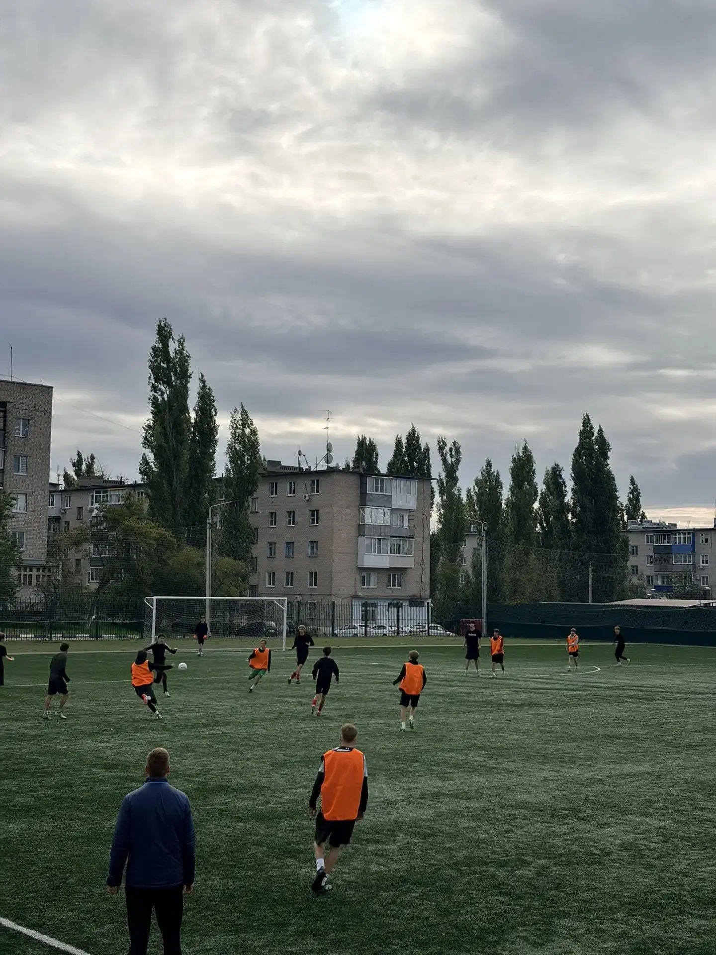 Футболисты нашей школы вновь одержали победу