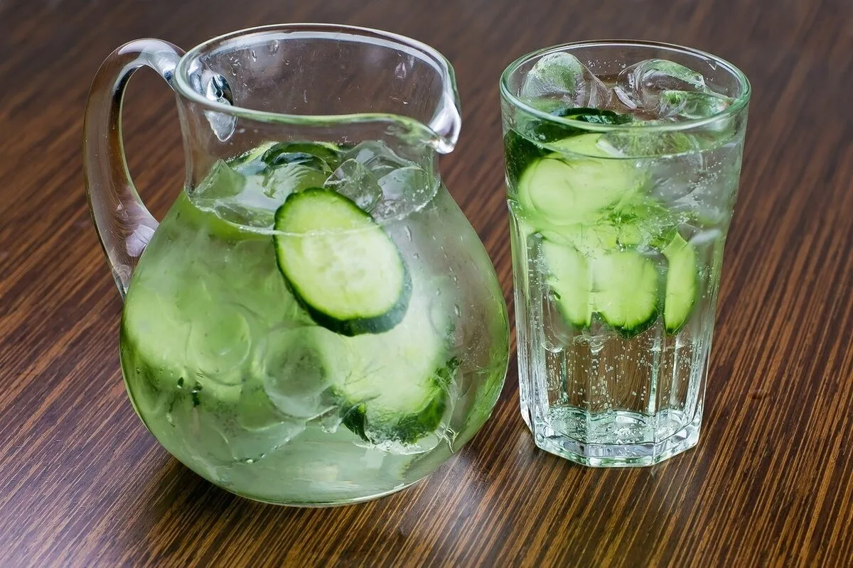 9 ПРИЧИН ПИТЬ ВОДУ С ОГУРЦОМ 👍🏻🥒