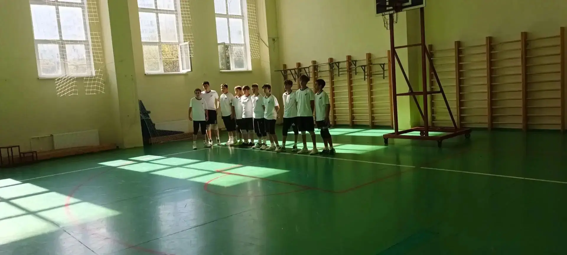 Мальчики, волейбол: поездка в Новороссийск — опыт важнее счёта! 💪🏐