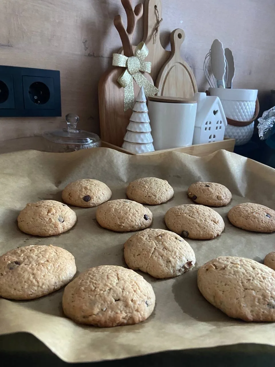 Печенье с орехами и шоколадом