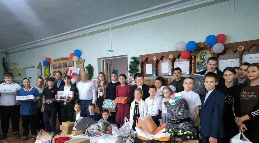 🙏Сотрудники Управления ФСБ России по ЛНР передали Кленовой специальной школе-интернату...