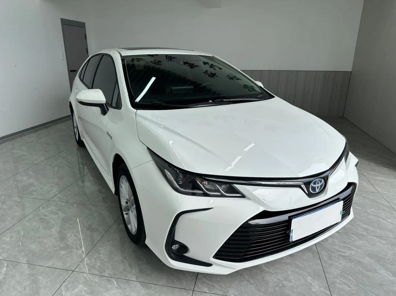 😎КУПИЛИ😎Toyota Corolla Hybrid 2022 — неубиваемый гибрид  на левом руле для Романа из ...
