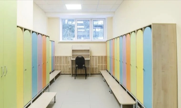 В Тюмени двухлетняя девочка получила серьёзные травмы — два сломанных пальца после того...