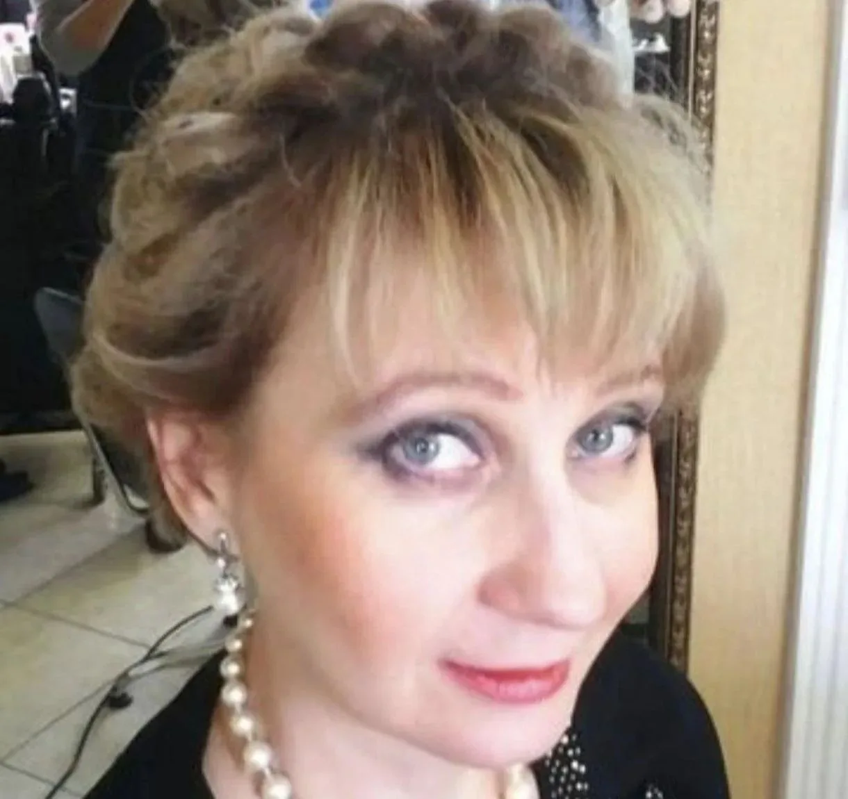 Сегодня свой день рождения отмечает учитель музыки Панченко Лариса Викторовна!