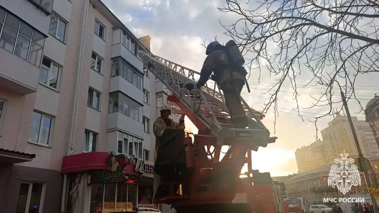 🚒 Пожар на площади Поликарпова