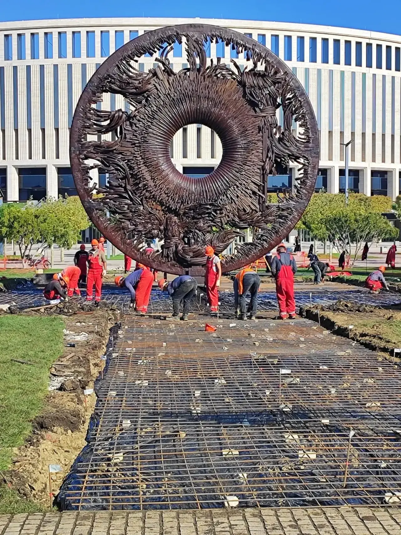 Работы продолжаются 🚧🍁